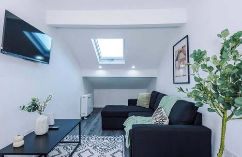 Selly Oak Apartment | Comfort and Style. 2 Bed Apartment in Selly Oak
