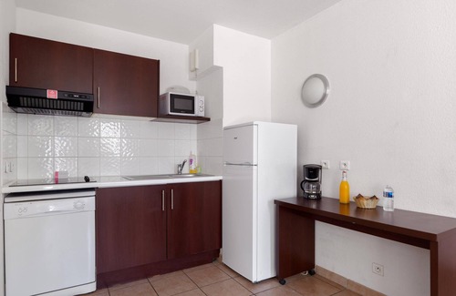 Six-Fours-les-Plages Apartment | Comfort Aparthotel Six-Fours