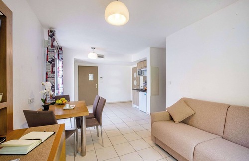 Antibes Apartment | Comfort Aparthotel Antibes Le Maestria