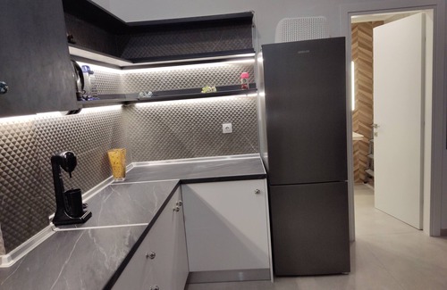 Thessaloniki Apartment | "Comfort Cave: Modern Living Near Metro & Thessaloniki Center!"