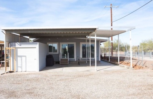 Yuma House | Comfort, convenience, and outdoor adventure just minutes from the river!