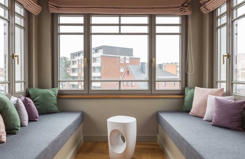 Westerland Cottage | Comfort double room with sitting area - Mimosa Suites
