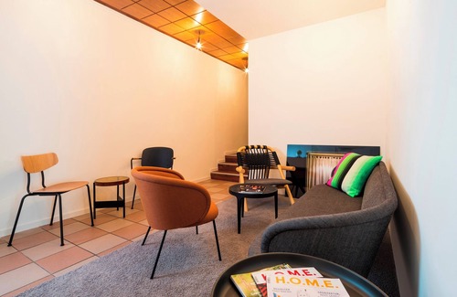 Loerrach Apartment | Comfort Dreibettzimmer mit Dusche und WC