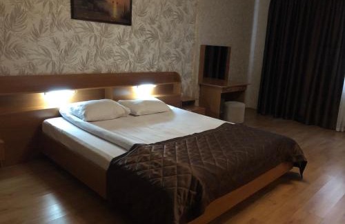 Dniprovs'kyi District Hotel | Comfort Hotel