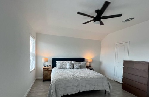 Converse House | Comfort in Converse - 3 Bedroom/2 Bath - Close to JBSA Randolph