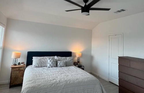 Converse House | Comfort in Converse - 3 Bedroom/2 Bath - Close to JBSA Randolph