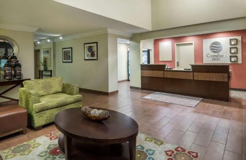 Westover Hotel | Comfort Inn Fayetteville near Fort Bragg