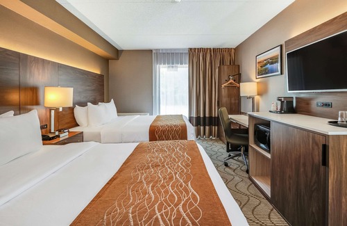 North Bay Hotel | Comfort Inn Lakeshore