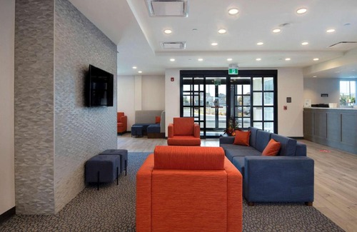 Carleton Place Hotel | Comfort Inn & Suites