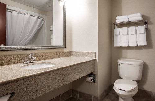 Lumberton Hotel | Comfort Inn & Suites Lumberton Central I-95