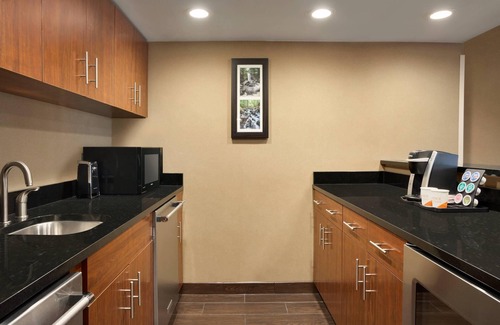 Downtown Little Rock Hotel | Comfort Inn & Suites Presidential - Downtown Little Rock