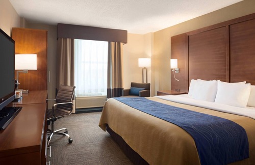 Downtown Little Rock Hotel | Comfort Inn & Suites Presidential - Downtown Little Rock