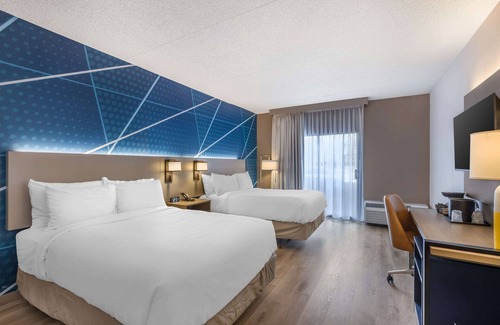 Arlington Heights Hotel | Comfort Inn & Suites Arlington Heights - Buffalo Grove