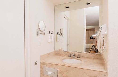 Tampico Hotel | Comfort Inn Tampico