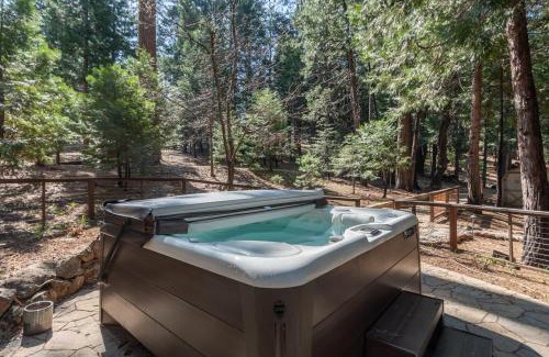 Arnold House | Comfort Pines