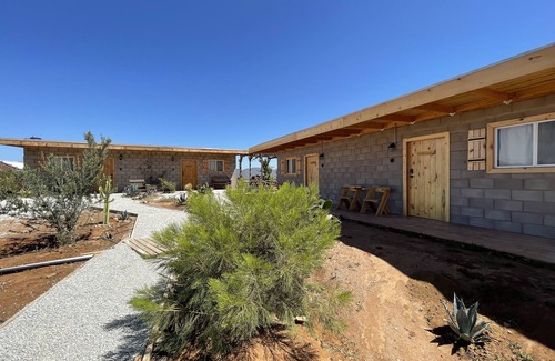 San Antonio de las Minas House | Comfort Room Ferenikos