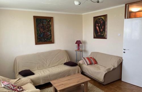Novi Beograd Apartment | Comfort & Style Panoramic Urban Retreat