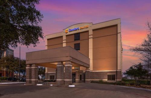 Grapevine Hotel | Comfort Suites DFW N-Grapevine