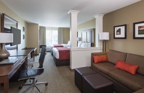 Fargo Hotel | Comfort Suites Fargo Medical Center