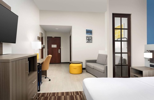 Lake City Hotel | Comfort Suites Lake City