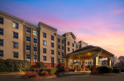 Huntersville Hotel | Comfort Suites near Birkdale Village- Huntersville