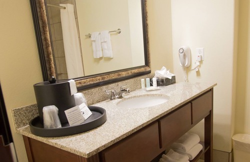 North San Antonio - SAT Hotel | Comfort Suites San Antonio North - Stone Oak