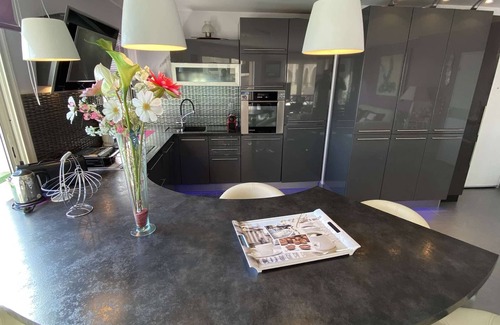 Frejus Port Apartment | Comfortable 1-bedroom apt with large terrace, AC, garage, close to sea and shops