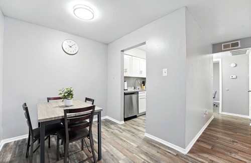 Southridge Apartment | Comfortable 1BR Extended Stay I Onsite Parking