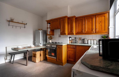 Weston on Trent House | Comfortable 3-Bed house in Coventry
