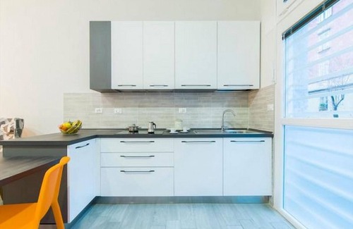 Bolognina Apartment | Comfortable and bright two-room apartment situated in an elegant district just outside the historic center of Bologna, a short distance from the Central Station.This apartment can comfortably accommodate up to 4 people and is equipped with every comfort,