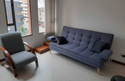 Financial District Apartment | Comfortable and city-centered location 1-Bedroom rental unit w/indoor fireplace