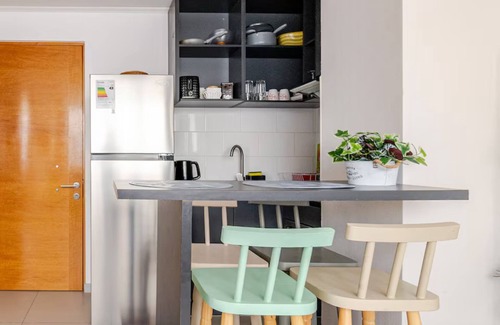 Downtown Santiago Apartment | Comfortable and equipped shelter with indoor parking. High speed Wifi.