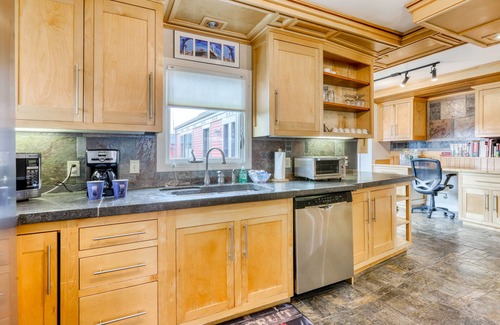Eureka House | Comfortable and modern home featuring a private deck, BBQ & yard