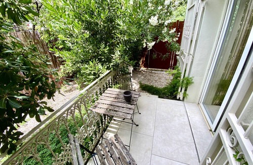 Saint-Martin Apartment | Comfortable apartment with nice balcony