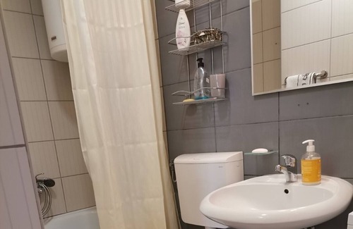 Vozdovac Apartment | Comfortable apartment in a quiet part of town