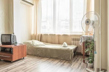 Dniprovs'kyi District Apartment | Comfortable Apartment on the River Bank