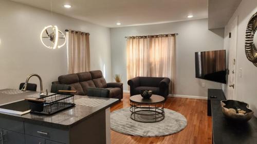 Irvington Apartment | Comfortable Apartment