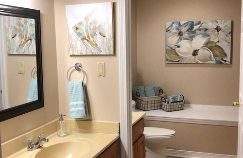 Bay St Louis House | Comfortable Coastal Condo in a Top US Small Beach Town, One Hour to New Orleans