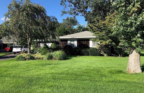 East Quogue House | Comfortable Country-Style "Hamptons" Home in quiet East Quogue, great location!