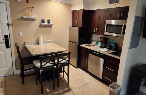 Florida Central Atlantic Coast Apartment | Comfortable Family Disney Orlando Universal