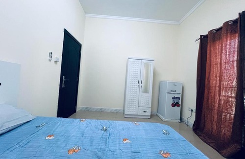 Dubai House | Comfortable Family Studio Room Jafiliya