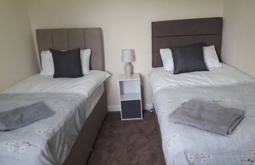 Bedford House | Comfortable fully equipped house in popular area