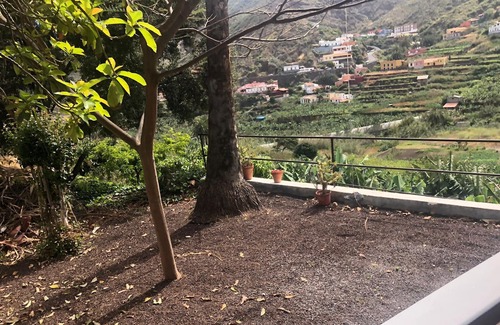 Hermigua Apartment | Comfortable holiday for max. 4 people, quiet, central, WIFI, beautiful view