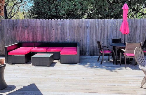 Napa House | Comfortable home in a quite neighborhood near wineries, shopping and more.
