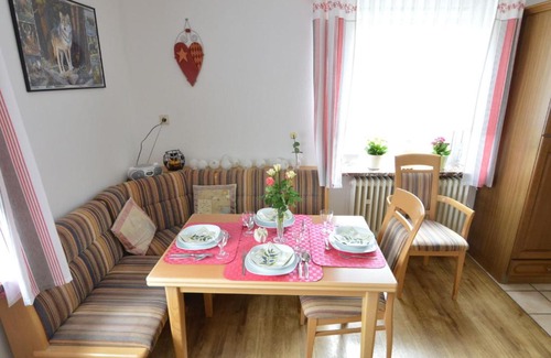 Tettscheid House | Comfortable home with large sunny garden in beautiful surroundings