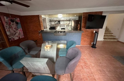 Cuernavaca House | Comfortable house in Eterna Primavera, ideal for families and friends.