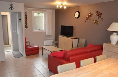 Aubais House | COMFORTABLE HOUSE, POOLS IN A HOLIDAY RESIDENCE IN THE SOUTH OF FRANCE