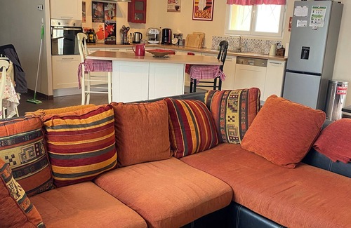 Hourtin Villa | Comfortable Modern Villa, perfect for families! Hourtin Ville, Medoc, Gironde.