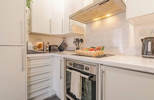 Birmingham City Centre Apartment | Comfortable penthouse in the center - Free parking and balcony