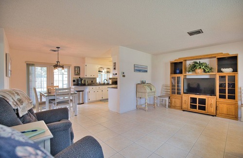 Englewood East House | Comfortable, Quiet Beach Retreat